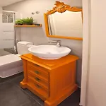 1 Bedroom Located In The Heart Of * Лиссабон